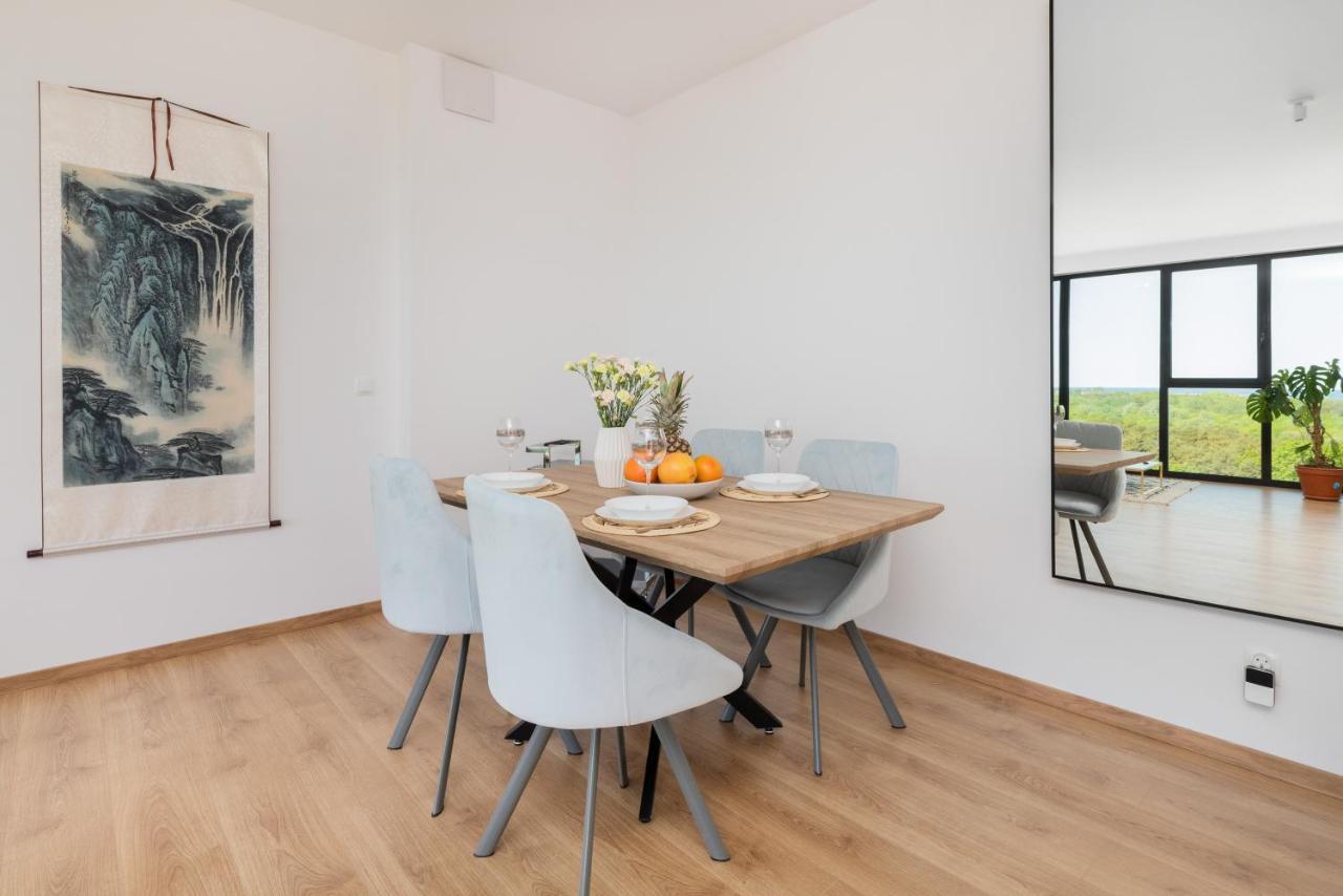 Tarasy Baltyku & Parking & Balcony By Renters Lägenhet Gdańsk